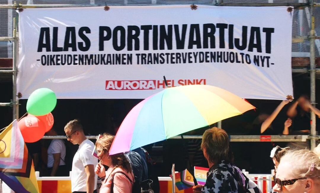 Read more about the article Alas portinvartijat – oikeudenmukainen transterveydenhuolto nyt!